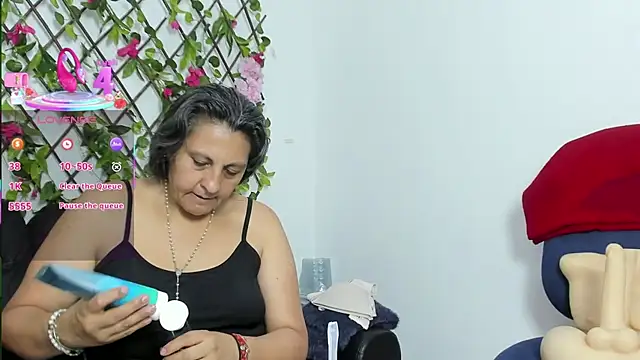 merlyna goldens online show from 15, 11, 2025