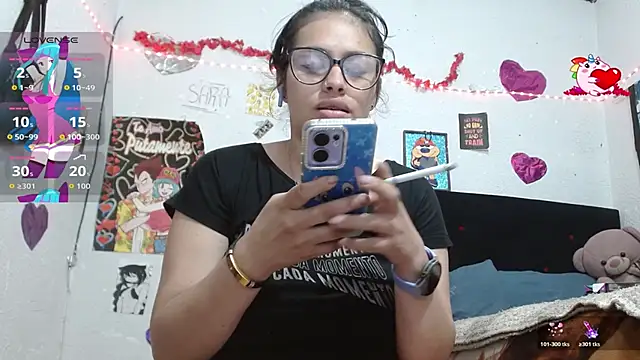 Saray extrovert  online show from 23, 10, 2025