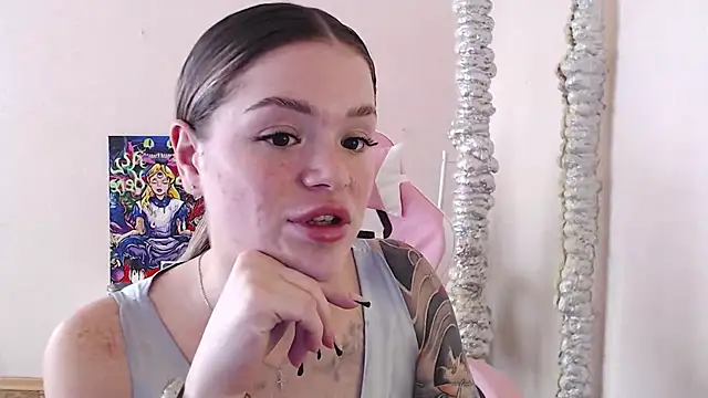 miaacatt online show from 14, 10, 2025