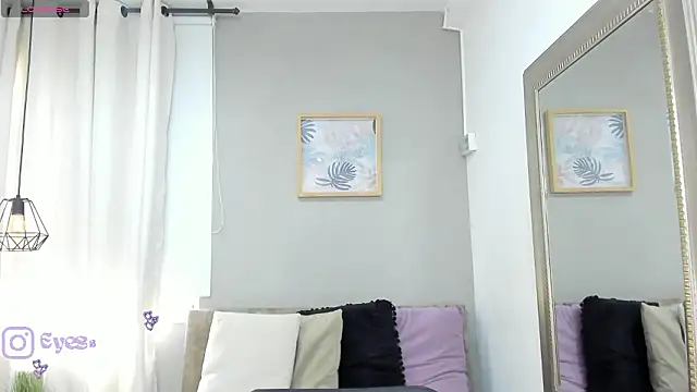 Paula Desousa online show from 12, 2, 2026