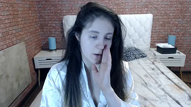 Snapshot of Holliy_Cooper chatting on 26, 5, 2026 Holliy Cooper online show from 26, 5, 2026