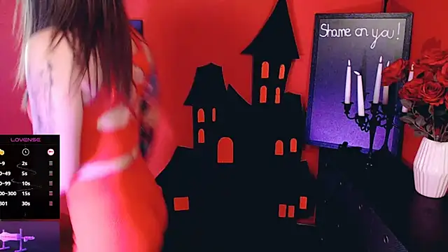 Snapshot of _Jane_Warren_ chatting on 8, 11, 2025 Jane Warren online show from 8, 11, 2025