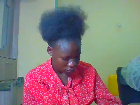 Snapshot of prettychic5 chatting on 21, 3, 2026 prettychic5 online show from 21, 3, 2026