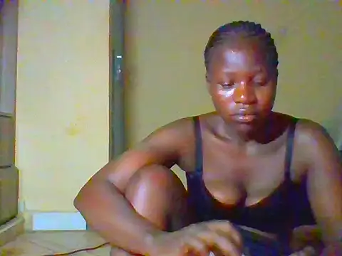 Snapshot of prettychic5 chatting on 28, 3, 2026 prettychic5 online show from 28, 3, 2026