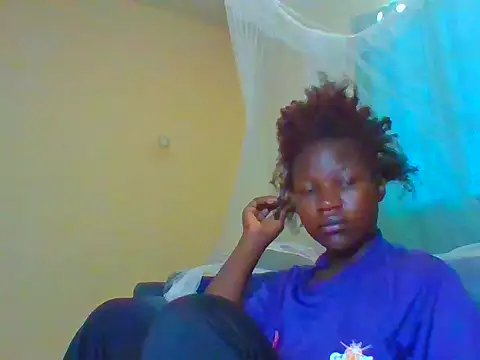 Snapshot of prettychic5 chatting on 21, 5, 2026 prettychic5 online show from 21, 5, 2026