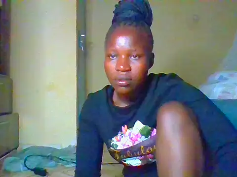Snapshot of prettychic5 chatting on 28, 5, 2026 prettychic5 online show from 28, 5, 2026