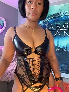 Snapshot of RoseMelanie chatting on 17, 4, 2026 RoseMelanie online show from 17, 4, 2026