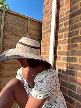 RoseMelanie online show from 16, 7, 2026