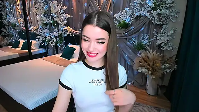 Snapshot of PutOnRepeat chatting on 12, 3, 2025 PutOnRepeat online show from 12, 3, 2025