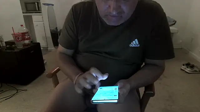 Snapshot of Peachestabby147 chatting on 28, 10, 2025 Peachestabby147 online show from 28, 10, 2025