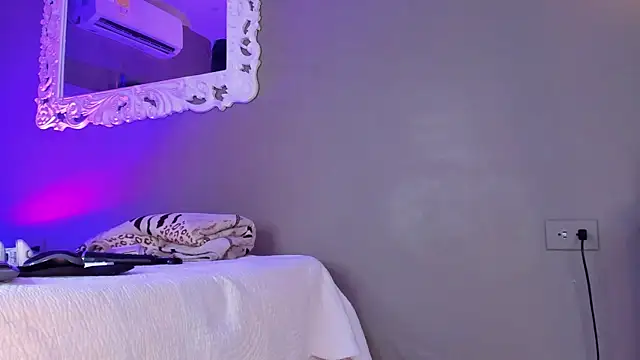 Snapshot of nau_fonseca1 chatting on 7, 2, 2025 nau fonseca1 online show from 7, 2, 2025