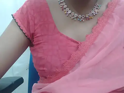 Snapshot of Lovely_Siri_23 chatting on 10, 11, 2025 Lovely Siri 23 online show from 10, 11, 2025