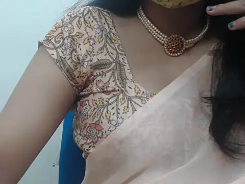 Lovely Siri 23 online show from 11, 2, 2026