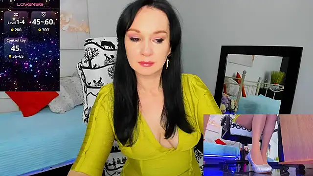 Snapshot of Sofia_Ford chatting on 6, 2, 2026 Sofia Ford online show from 6, 2, 2026