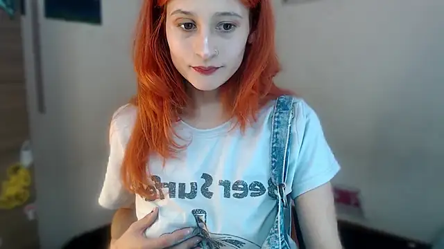 Snapshot of skinny_Raven chatting on 3, 12, 2024 skinny Raven online show from 3, 12, 2024