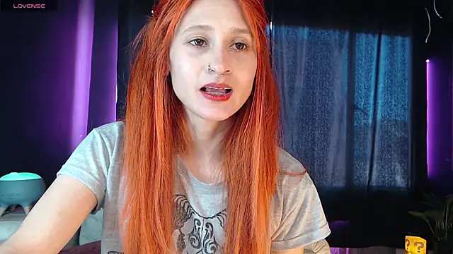 Snapshot of skinny_Raven chatting on 21, 9, 2025 skinny Raven online show from 21, 9, 2025