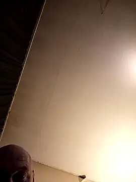 Snapshot of PIercingBoy38 chatting on 16, 12, 2025 PIercingBoy38 online show from 16, 12, 2025