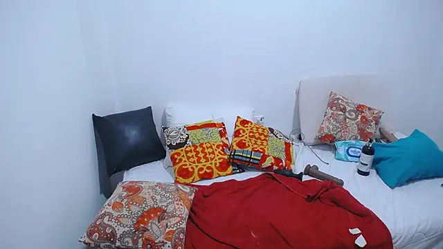 Snapshot of Valentinaa_mature chatting on 2, 7, 2026 Valentinaa mature online show from 2, 7, 2026