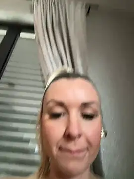 Bella-Tight online show from 26, 3, 2026