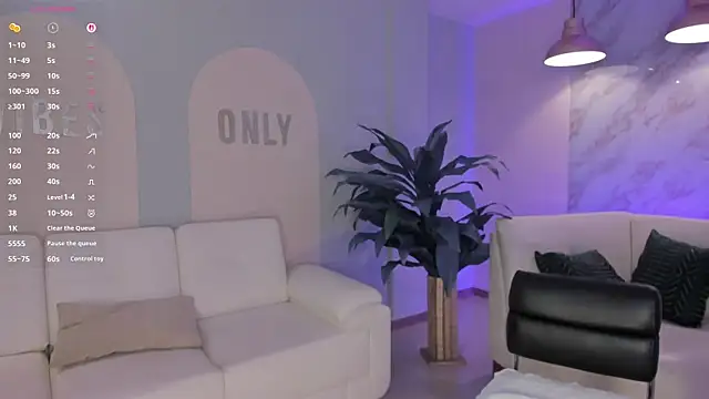 LizzHamilton   online show from 24, 3, 2026