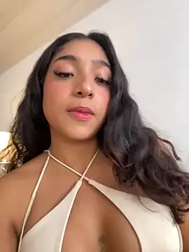 Bellafr online show from 5, 1, 2025