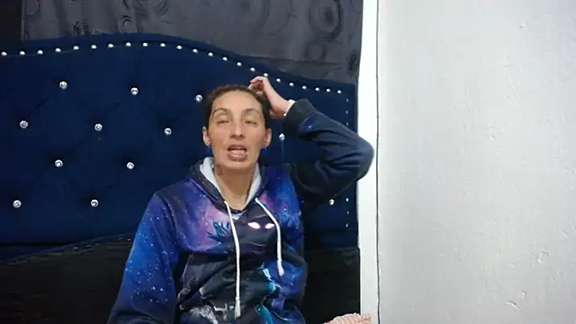 Snapshot of anyu1306 chatting on 16, 12, 2024 anyu1306 online show from 16, 12, 2024