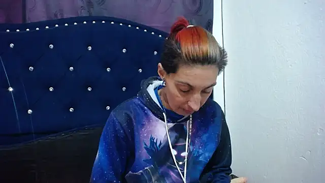 Snapshot of anyu1306 chatting on 19, 12, 2024 anyu1306 online show from 19, 12, 2024