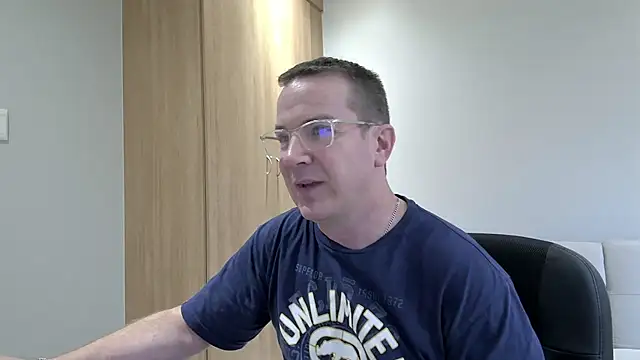 BrettJ81 online show from 11, 1, 2025