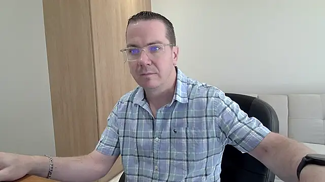 BrettJ81 online show from 20, 9, 2025