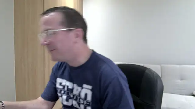 BrettJ81 online show from 5, 10, 2025