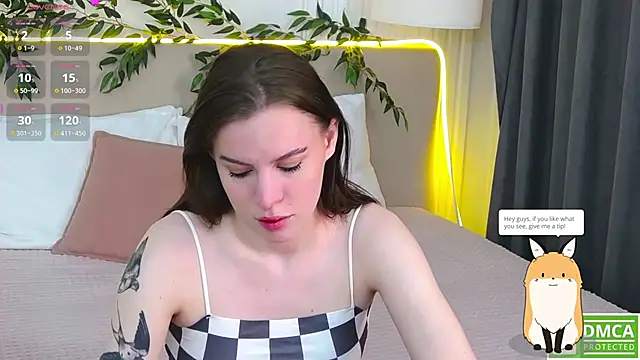 Snapshot of AmaliaBell chatting on 28, 10, 2025 AmaliaBell online show from 28, 10, 2025