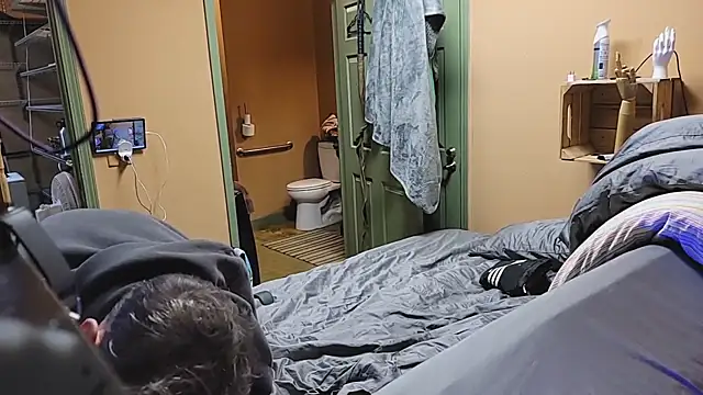 leahcimnikral online show from 15, 12, 2025