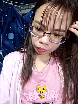   Mai-love19   online show from 17, 2, 2025