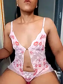 BabySweetDee online show from 3, 2, 2025