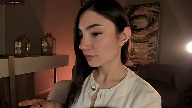 AmyArmstrong online show from 9, 3, 2025