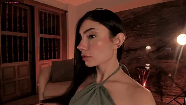 AmyArmstrong online show from 22, 3, 2025