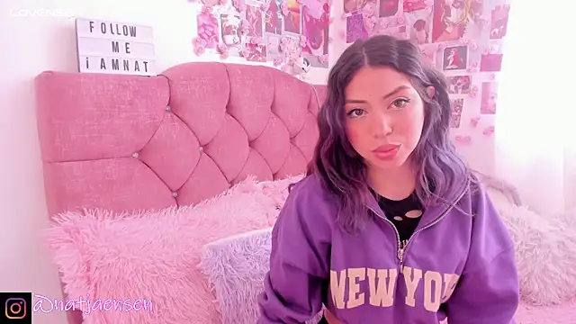 Snapshot of natalie_jaensen chatting on 18, 1, 2025 natalie jaensen online show from 18, 1, 2025