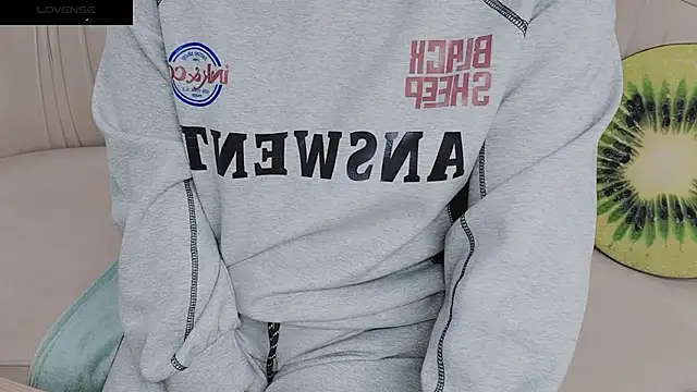 Sophie Secret online show from 27, 12, 2024