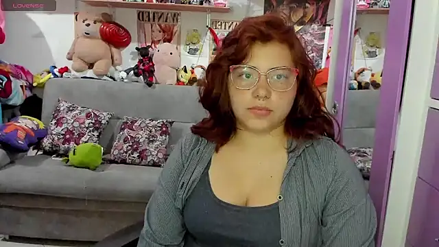 Snapshot of soficammy chatting on 13, 1, 2025 soficammy online show from 13, 1, 2025