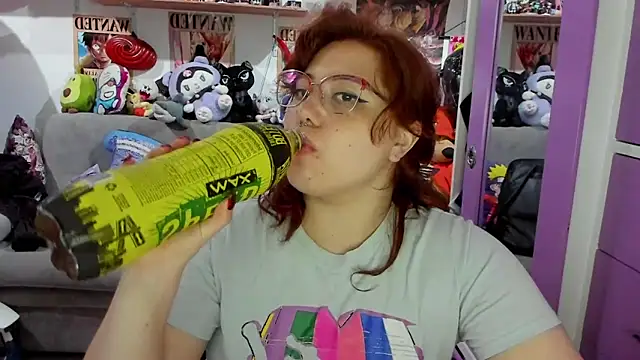 Snapshot of soficammy chatting on 12, 3, 2025 soficammy online show from 12, 3, 2025