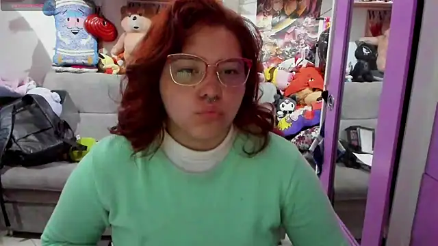 Snapshot of soficammy chatting on 13, 3, 2025 soficammy online show from 13, 3, 2025