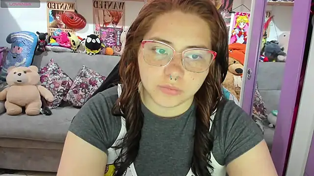 Snapshot of soficammy chatting on 15, 9, 2025 soficammy online show from 15, 9, 2025