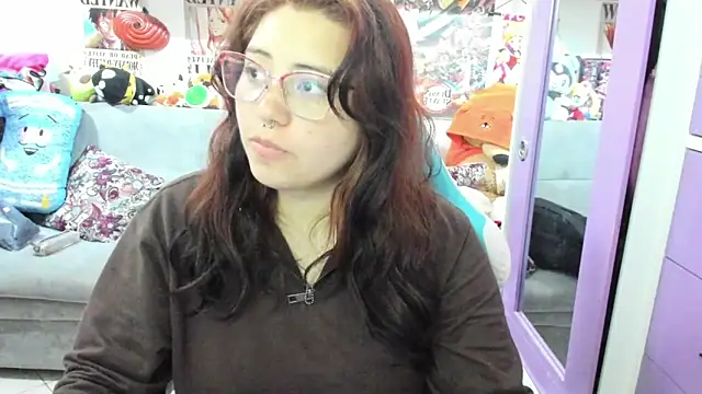 Snapshot of soficammy chatting on 3, 10, 2025 soficammy online show from 3, 10, 2025