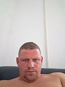 Snapshot of zagi3m23 chatting on 27, 7, 2026 zagi3m23 online show from 27, 7, 2026