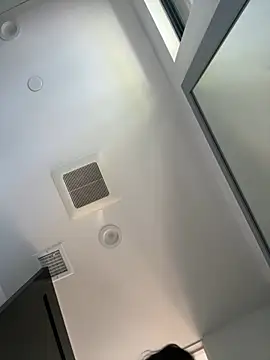 mismialove online show from 25, 2, 2026