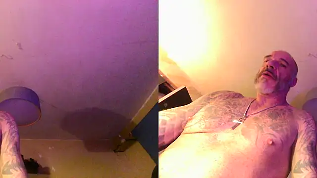 Snapshot of McPherson72 chatting on 26, 12, 2024 McPherson72 online show from 26, 12, 2024