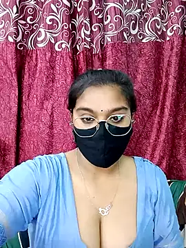 Snapshot of Jasmine_jaaan chatting on 29, 4, 2026 Jasmine jaaan online show from 29, 4, 2026